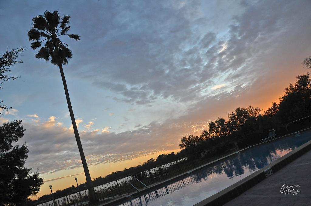 Palm Lakefront Resort And Hostel Celebration Luaran gambar